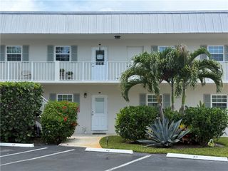 900 Jasmine Lane 102A, Vero Beach, FL 32963