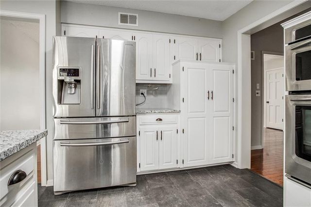 12816 E 57th Street, Kansas City, MO 64133