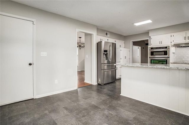 12816 E 57th Street, Kansas City, MO 64133