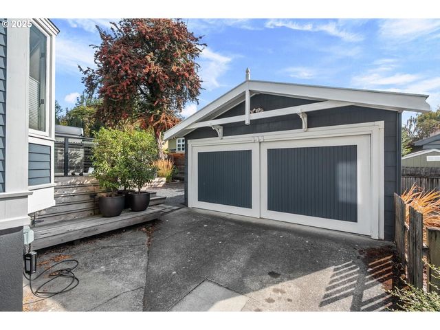 3916 N CONCORD Ave, Portland, OR 97227