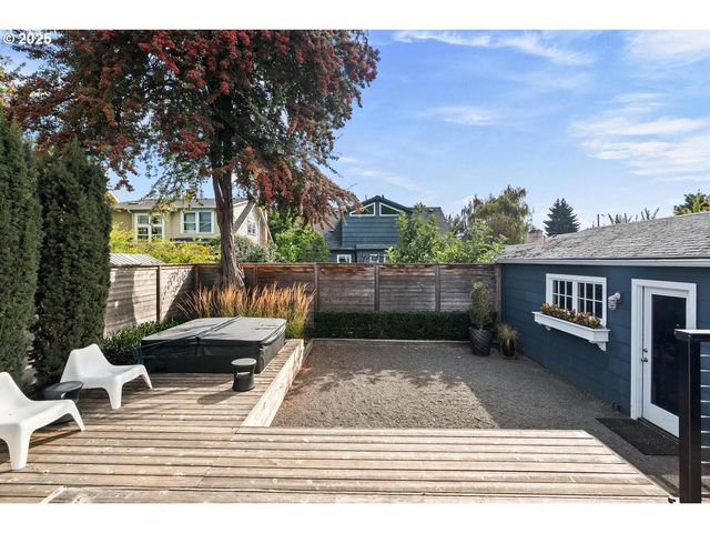 3916 N CONCORD Ave, Portland, OR 97227