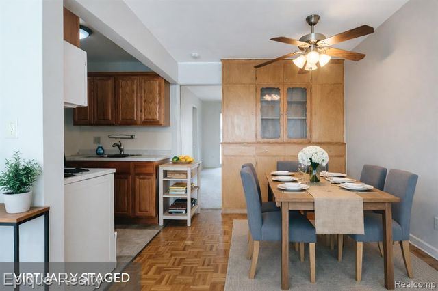 2121 Clawson Avenue 205, Royal Oak, MI 48073