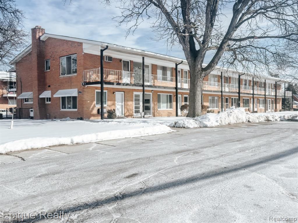 2121 Clawson Avenue 205, Royal Oak, MI 48073
