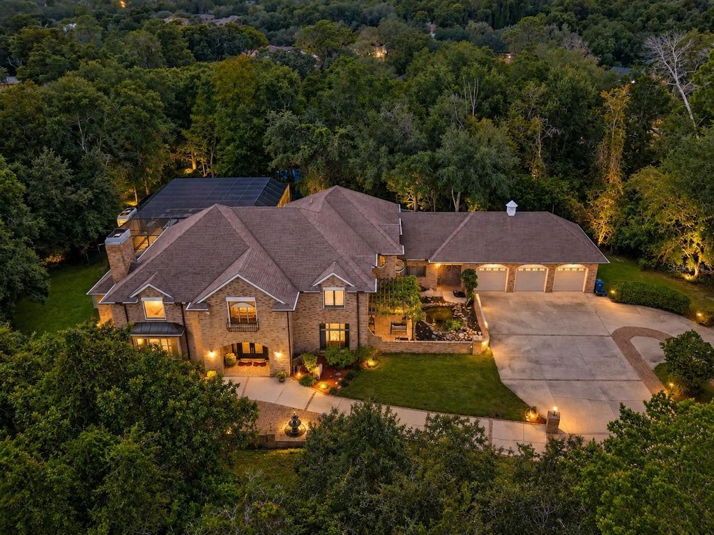 Image 1 of property listing at 5037 WILLOW OAK LANE, Spring Hill, FL 34607