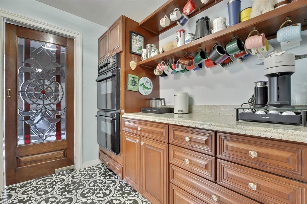 Image 26 of property listing at 5037 WILLOW OAK LANE, Spring Hill, FL 34607