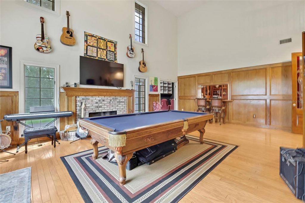 Image 34 of property listing at 5037 WILLOW OAK LANE, Spring Hill, FL 34607