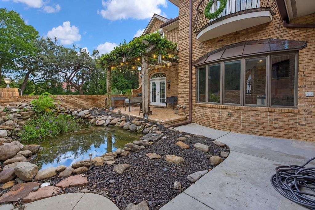 Image 66 of property listing at 5037 WILLOW OAK LANE, Spring Hill, FL 34607