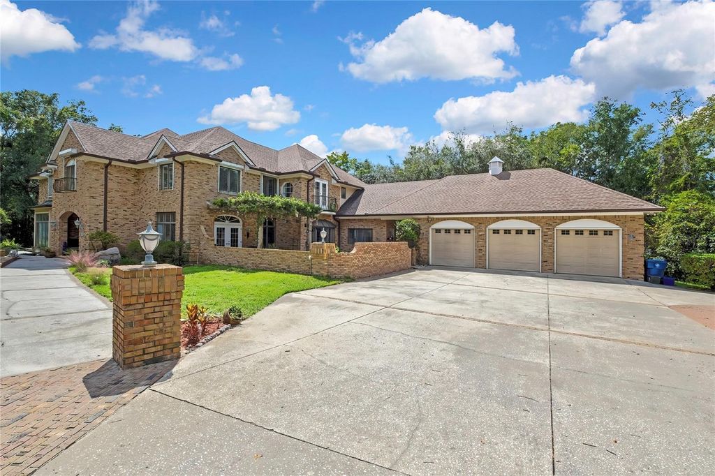 Image 86 of property listing at 5037 WILLOW OAK LANE, Spring Hill, FL 34607