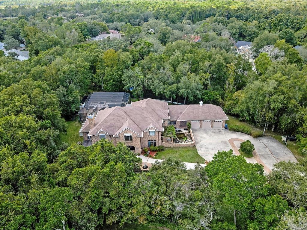 Image 92 of property listing at 5037 WILLOW OAK LANE, Spring Hill, FL 34607