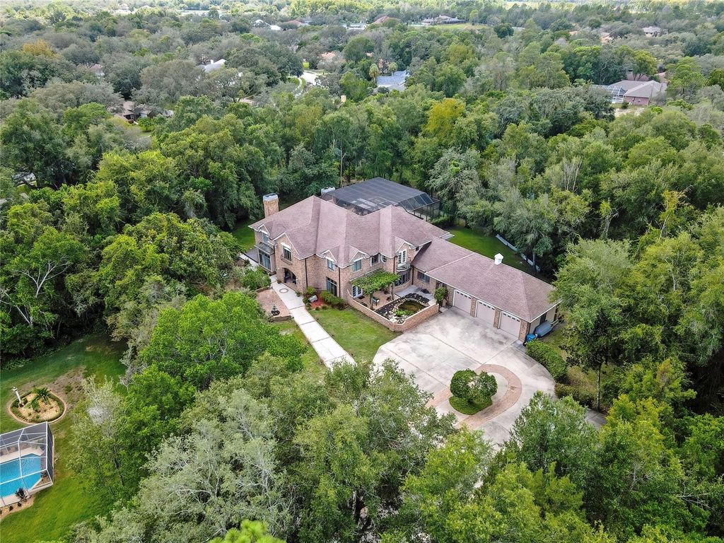 Image 93 of property listing at 5037 WILLOW OAK LANE, Spring Hill, FL 34607