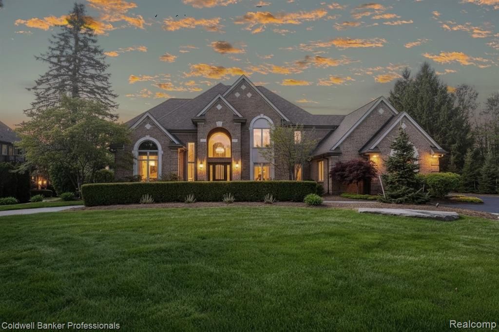 2531 Cedar Brook Court, Rochester Hills, MI 48309