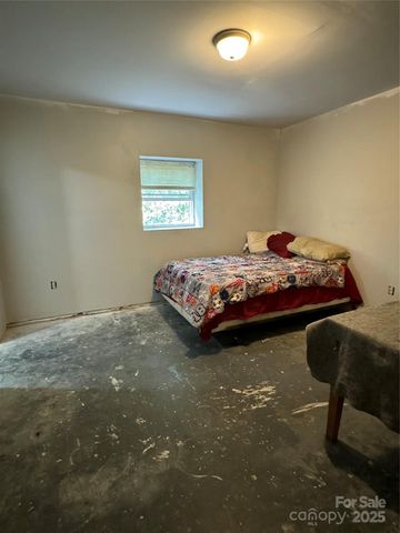 3515 High Peak Valley, Valdese, NC 28690