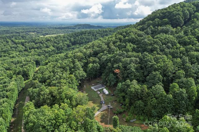 3515 High Peak Valley, Valdese, NC 28690
