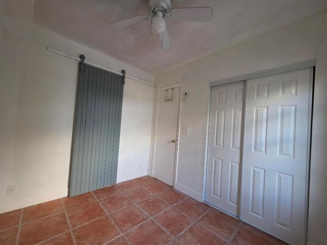 803 Selkirk Street, West Palm Beach, FL 33405