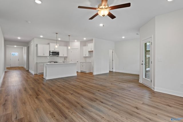 149 Ivy Vine Drive, Toney, AL 35773