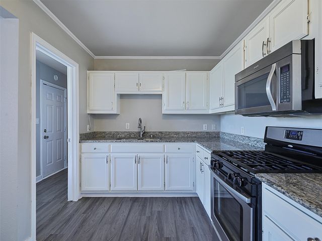 707 Doris Lane, Gunter, TX 75058