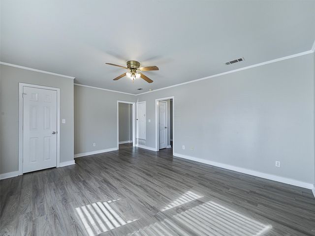 707 Doris Lane, Gunter, TX 75058