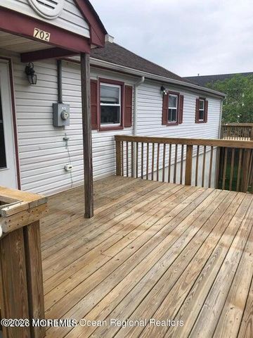 702 Edmunds Avenue, Union Beach, NJ 07735