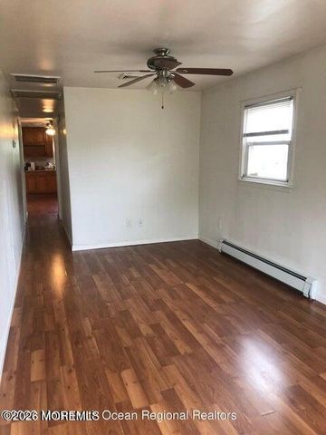 702 Edmunds Avenue, Union Beach, NJ 07735