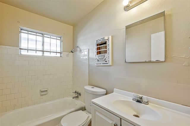 4307 Akard Street, Houston, TX 77047