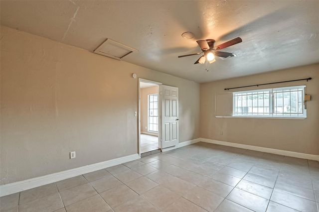 4307 Akard Street, Houston, TX 77047