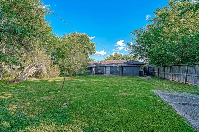 4307 Akard Street, Houston, TX 77047