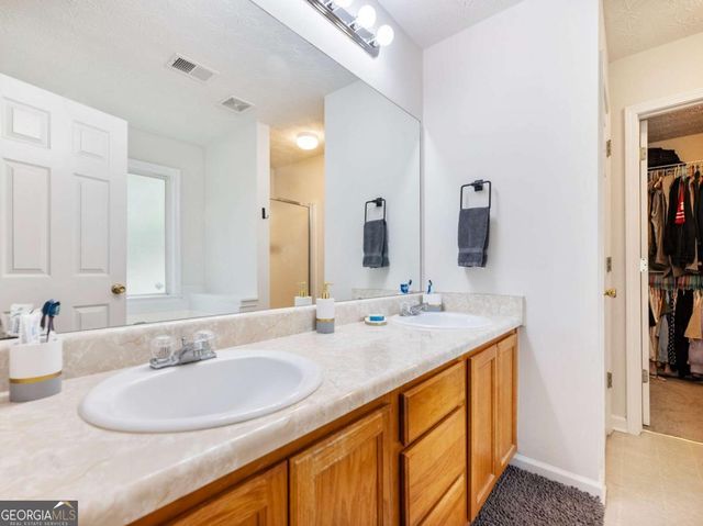 835 Winding Grove Lane, Loganville, GA 30052