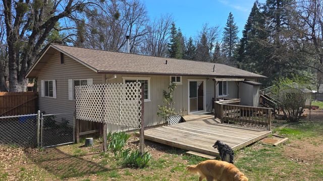 2917 Cantara Road, Mount Shasta, CA 96067