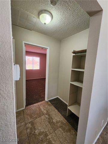 628 Triest Court, Las Vegas, NV 89110