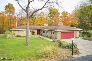 3288 Spring Valley Road, Akron, OH 44333