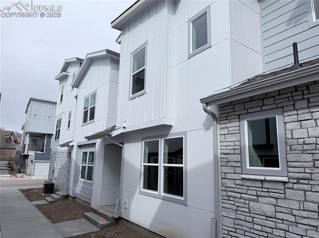 3388 Drumlin Grove, Colorado Springs, CO 80907