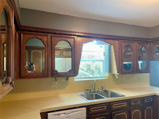 9626 Hearthwood Drive, Houston, TX 77040