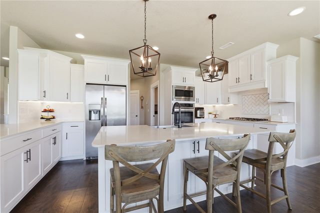 13615 Bethel Blacktop Road, Farmington, AR 72730
