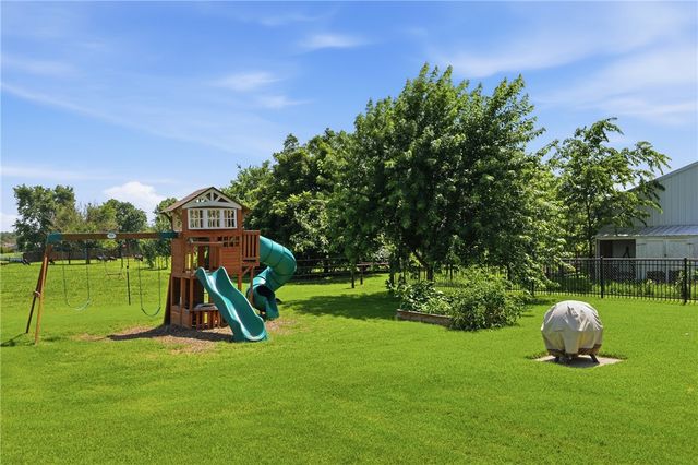 13615 Bethel Blacktop Road, Farmington, AR 72730