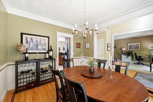 8 Wintergreen Cir, Southwick, MA 01077