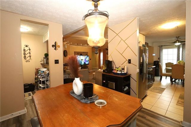 9396 Forest Knoll Drive, Jonesboro, GA 30238