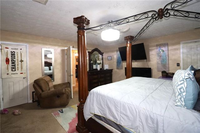 9396 Forest Knoll Drive, Jonesboro, GA 30238