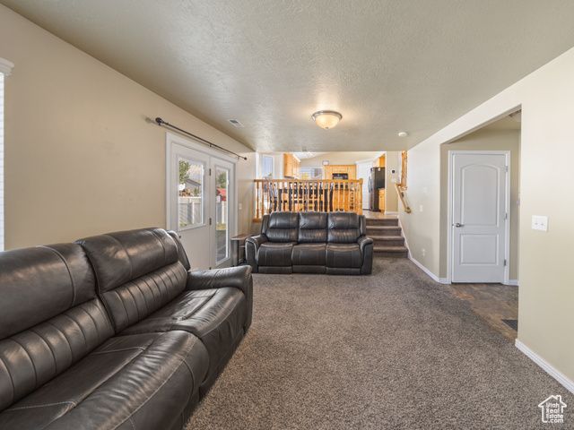 4022 S 2725 W, Roy, UT 84067