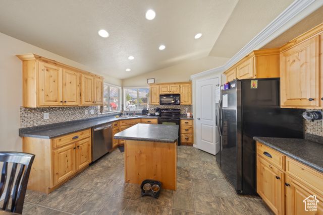 4022 S 2725 W, Roy, UT 84067
