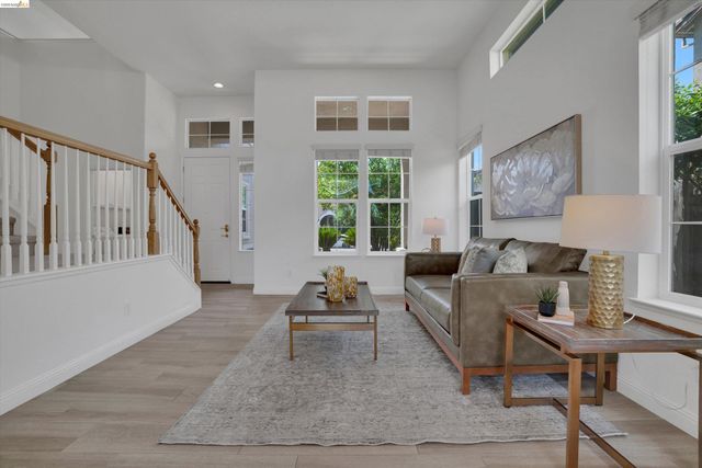 14 Renoir Ct, Oakley, CA 94561