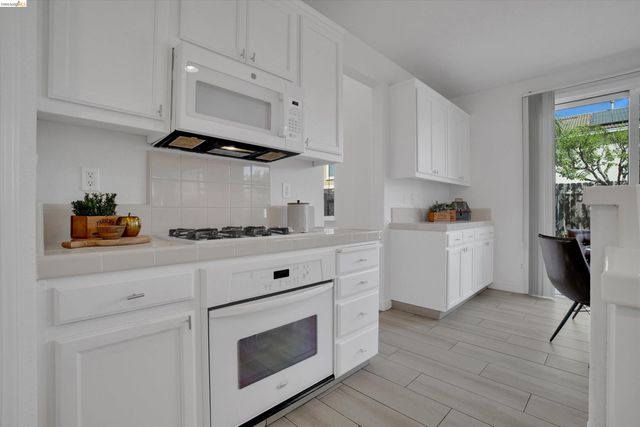 14 Renoir Ct, Oakley, CA 94561