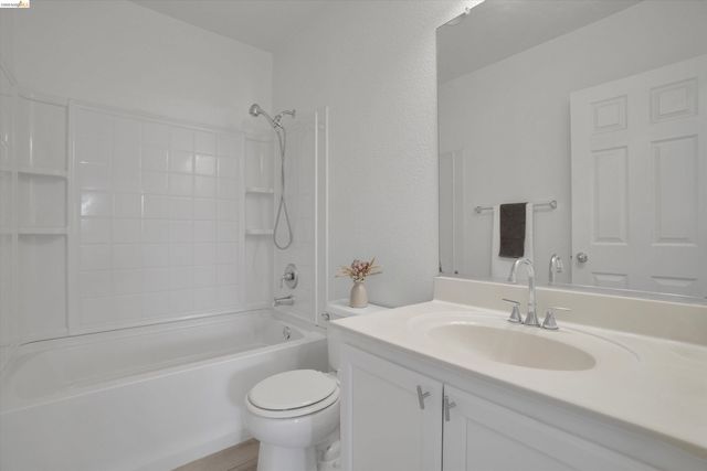 14 Renoir Ct, Oakley, CA 94561