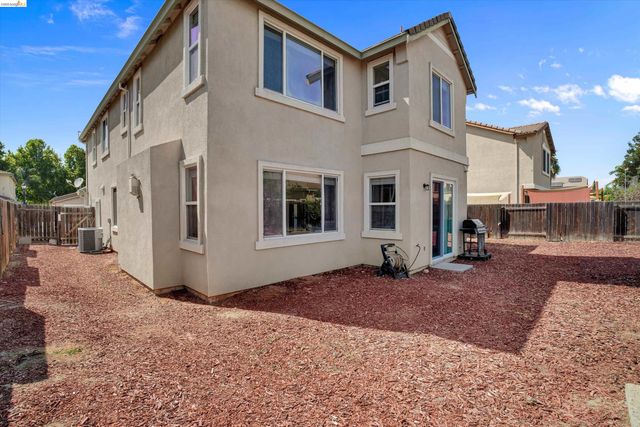 14 Renoir Ct, Oakley, CA 94561