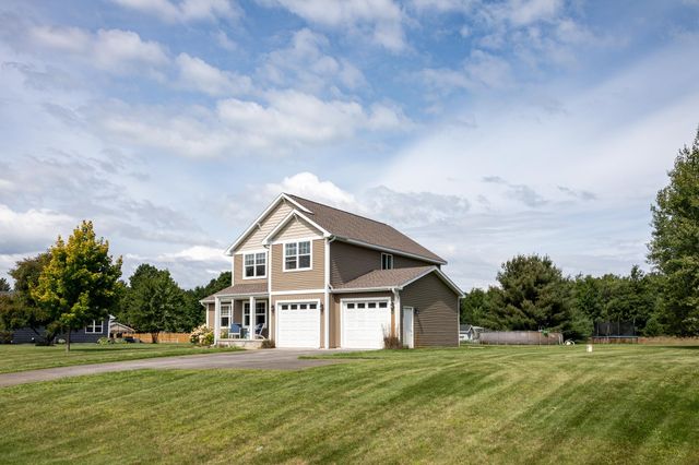 9916 Westwood Drive, Traverse City, MI 48685