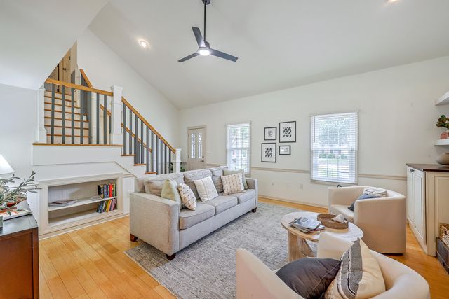 1267 Wespanee Place Court, Charleston, SC 29407