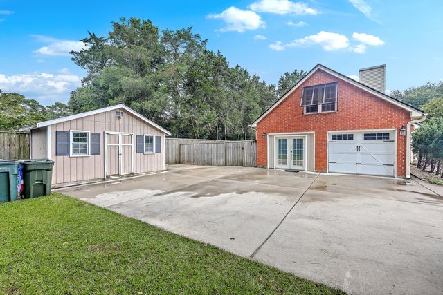 1267 Wespanee Place Court, Charleston, SC 29407