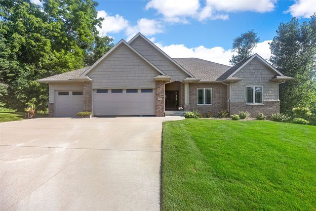 4920 Misty Morning Court SW, Cedar Rapids, IA 52404