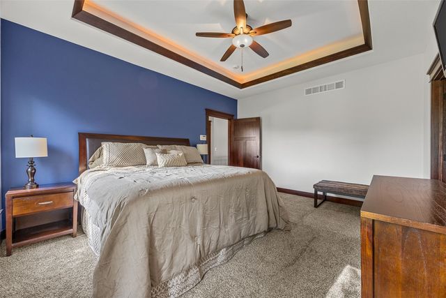 4920 Misty Morning Court SW, Cedar Rapids, IA 52404
