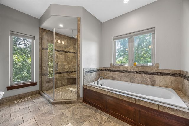 4920 Misty Morning Court SW, Cedar Rapids, IA 52404