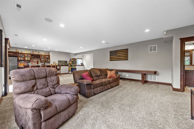 4920 Misty Morning Court SW, Cedar Rapids, IA 52404